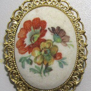 Vintage Brooch Sugar Coated Floral Design Ornate Filigree frame 2"